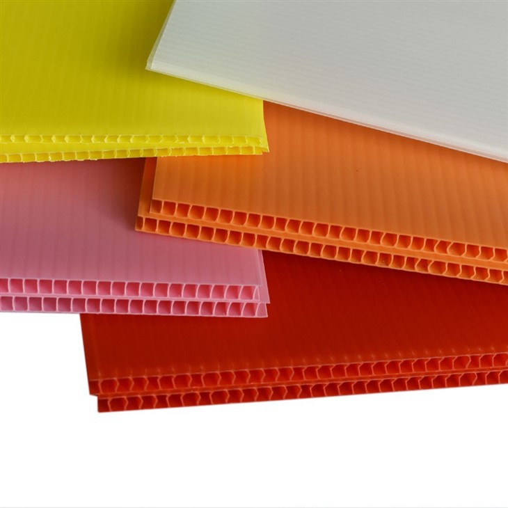 PP Corrugated Plastic Sheets With Corona Treatment